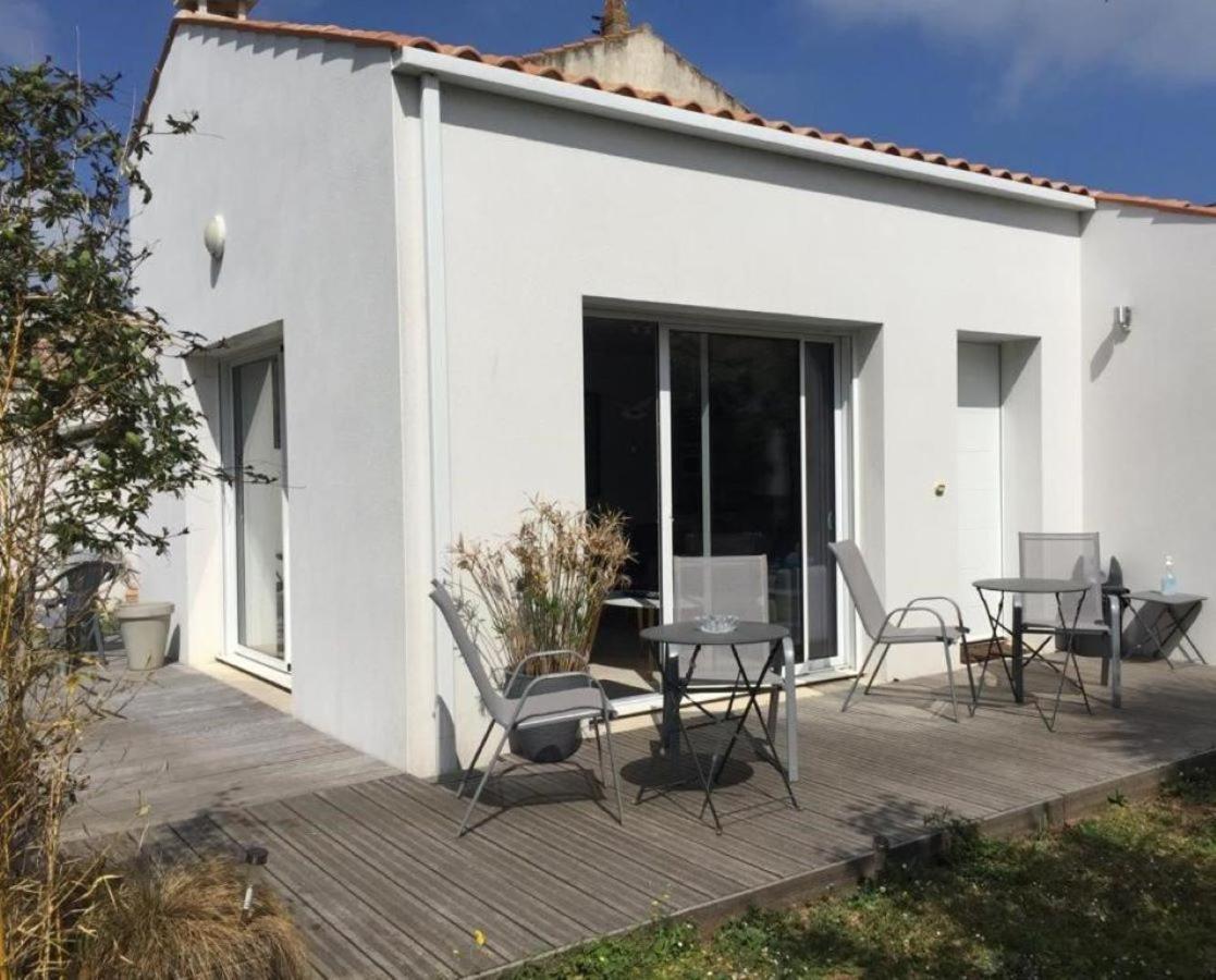33 Bis Villa La Rochelle  Exterior photo
